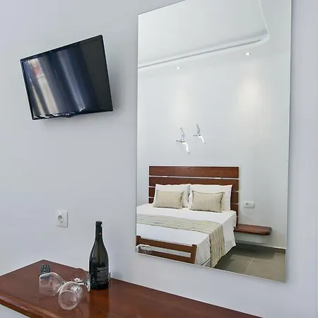 Guest house Petini's Place Fira (Santorini)